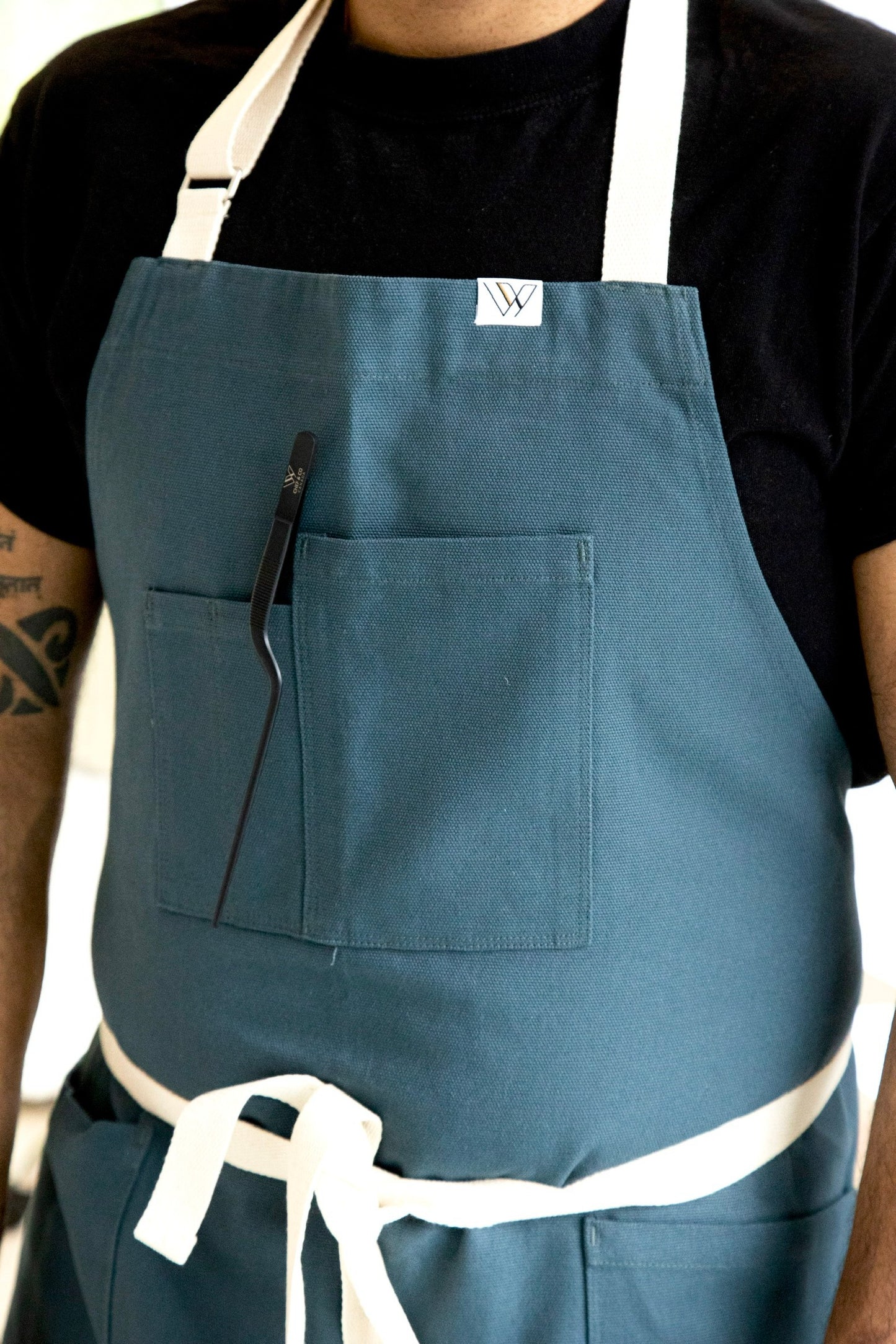 VANCOUVER 83 APRON