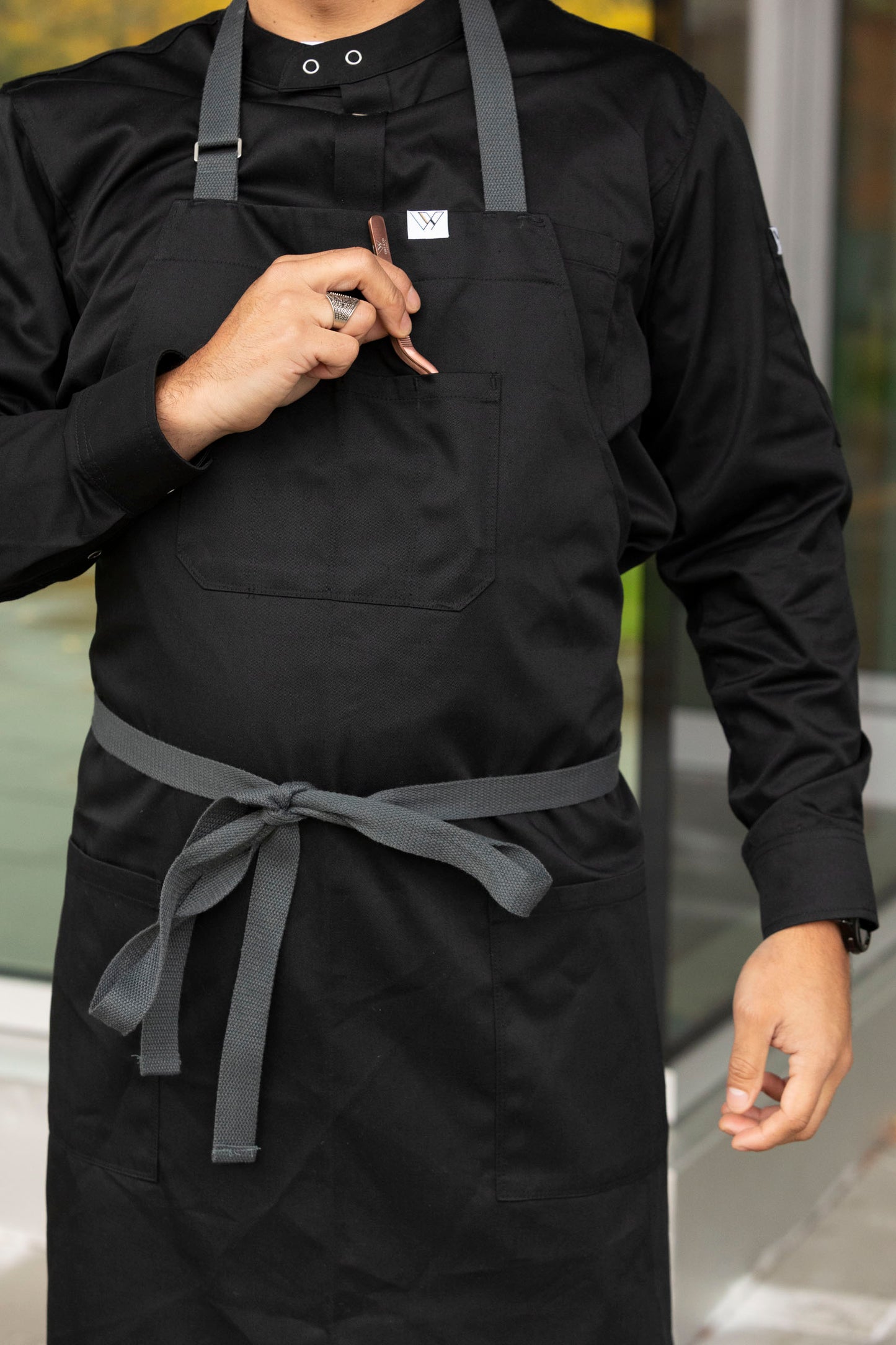 VANCOUVER 94 BLACK APRON