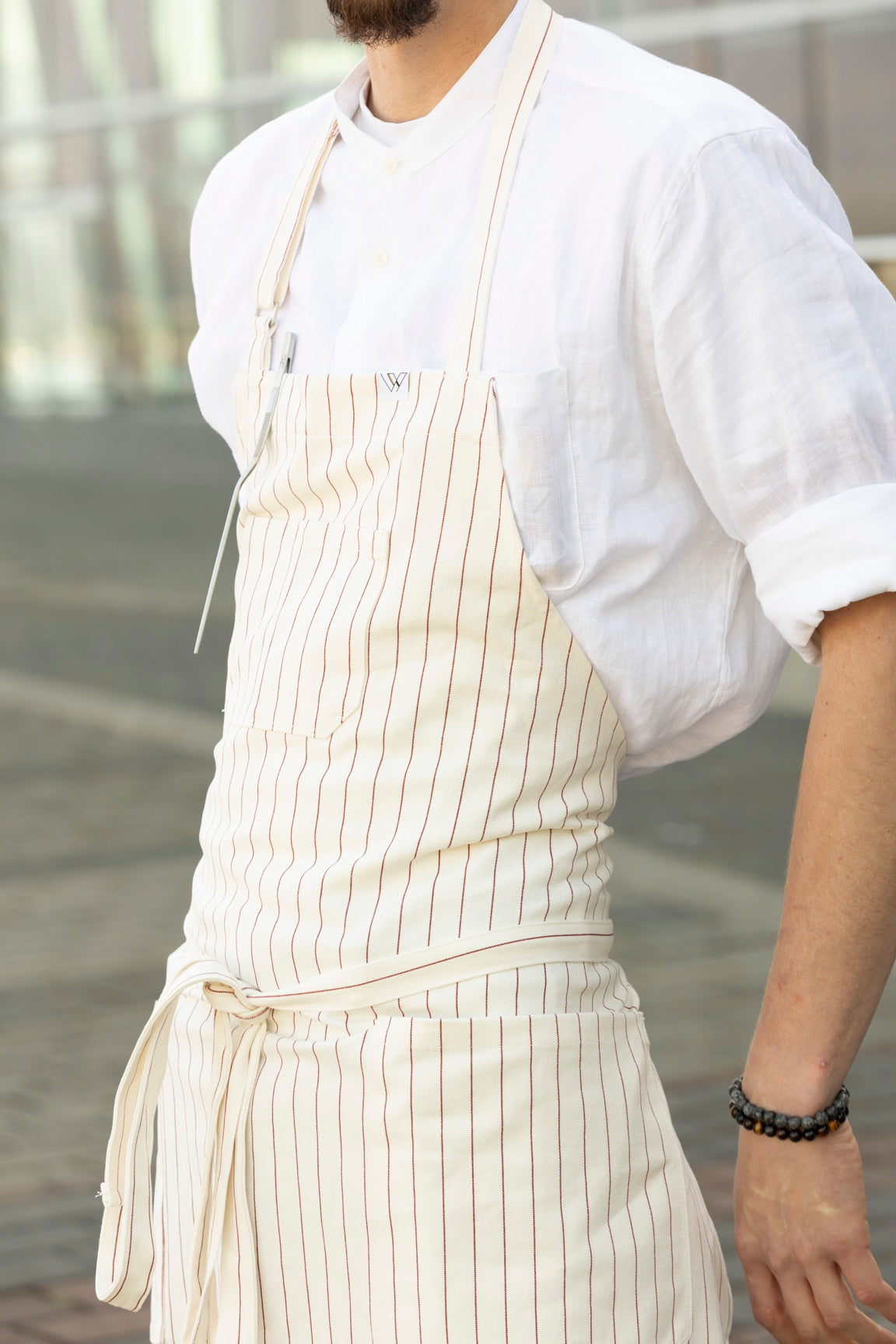 VANCOUVER 110 APRON (cream red stripe)