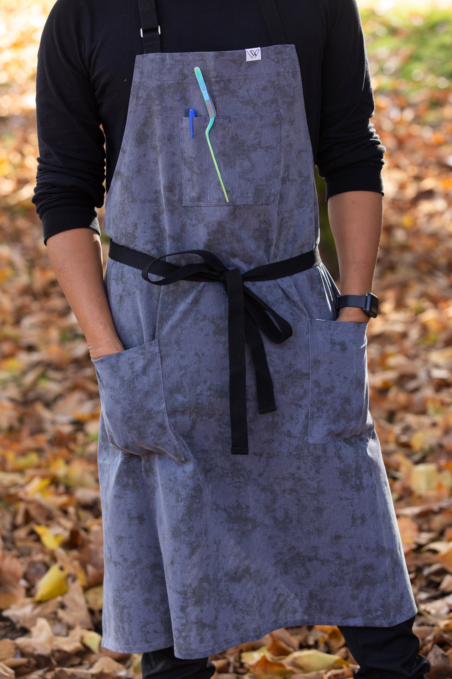 VANCOUVER HYBRIDS 101 (TIE DYE APRON)