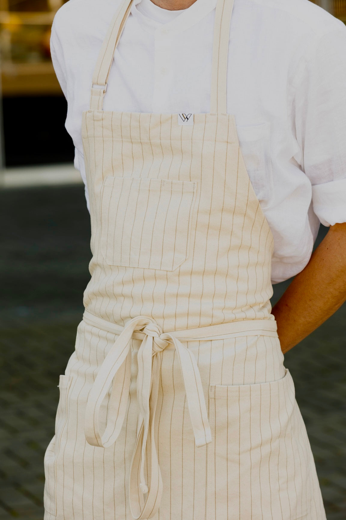 Vancouver 110 APRON (cream tan stripe)