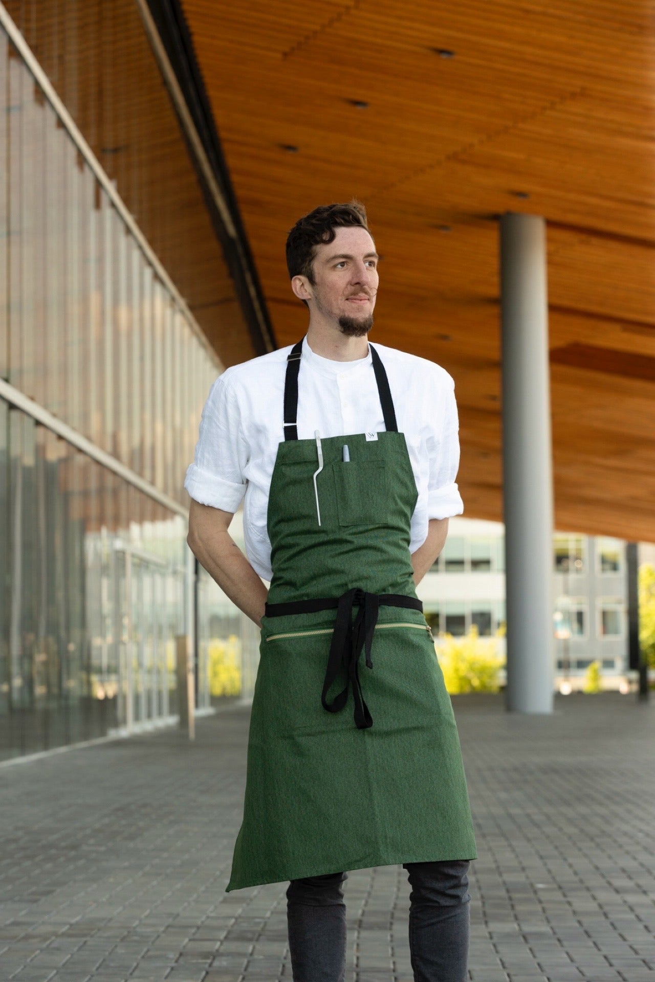 VANCOUVER 207 ZIPPER APRON