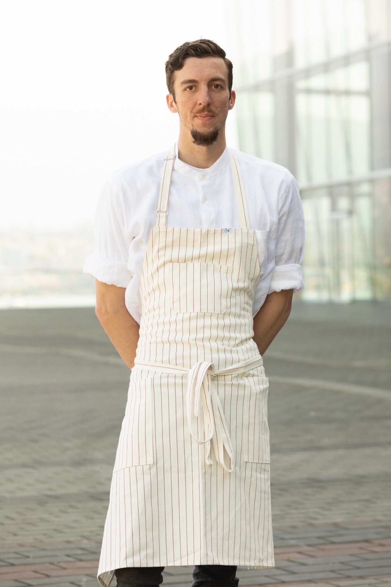 VANCOUVER 110 APRON (cream red stripe)