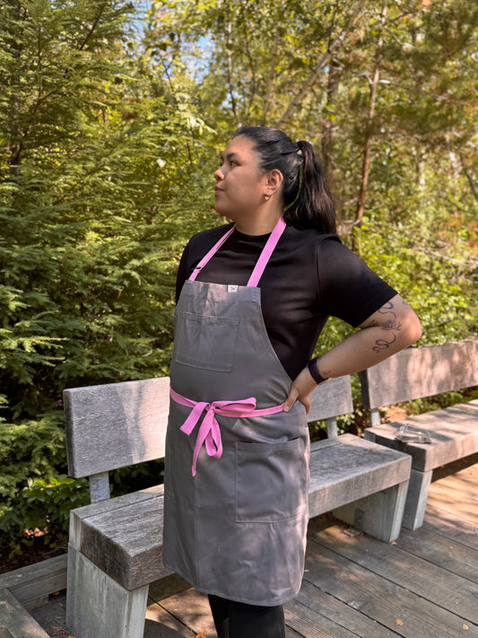 VANCOUVER 01 APRON
