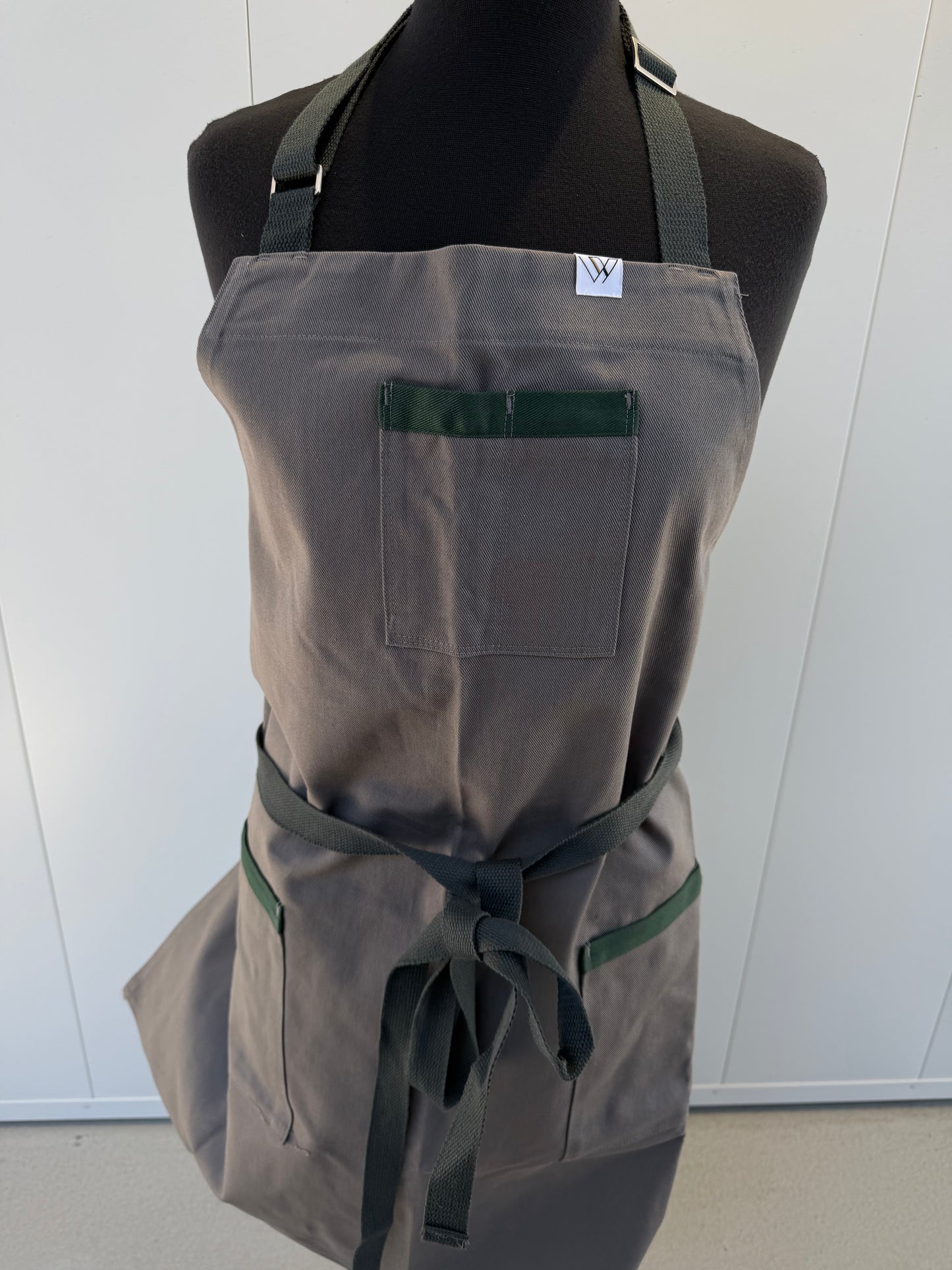 VANCOUVER 220 APRON