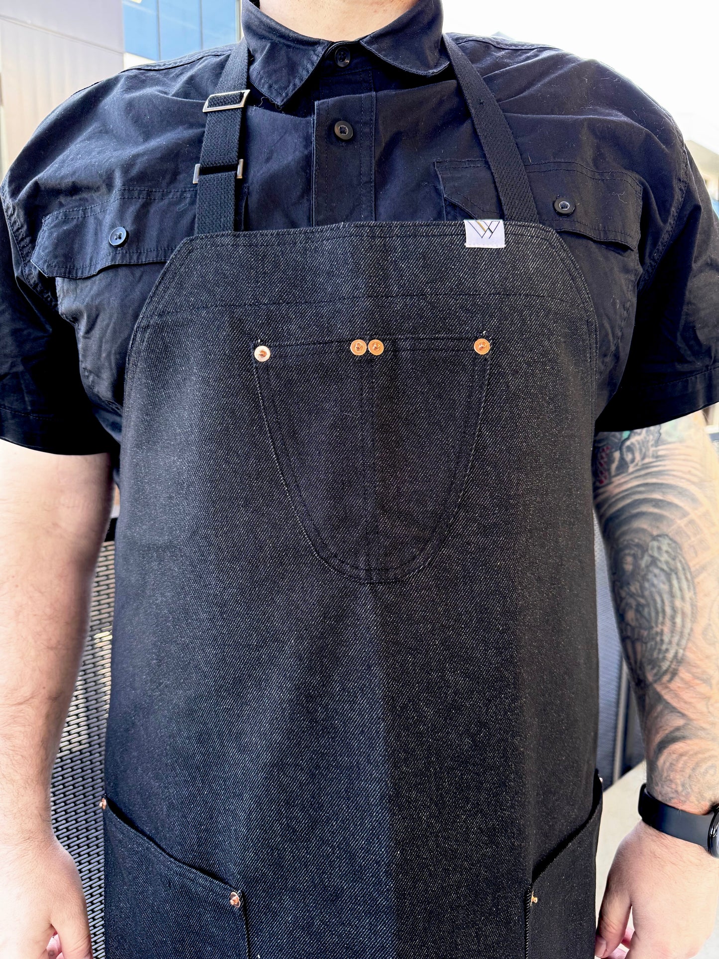 SEOUL 02 Apron (black & blue denim)
