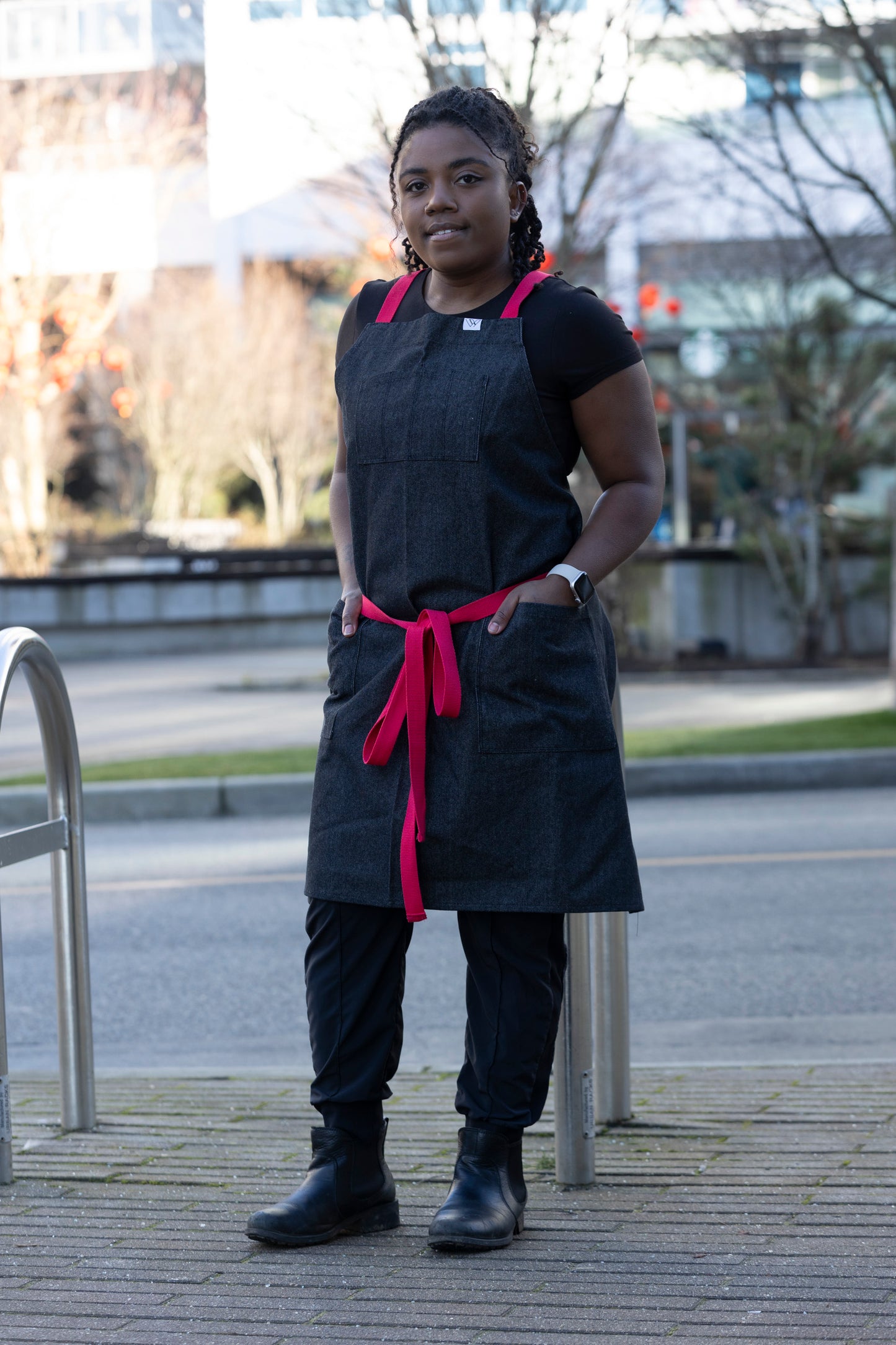 VANCOUVER 150 CROSSBACK DENIM APRON