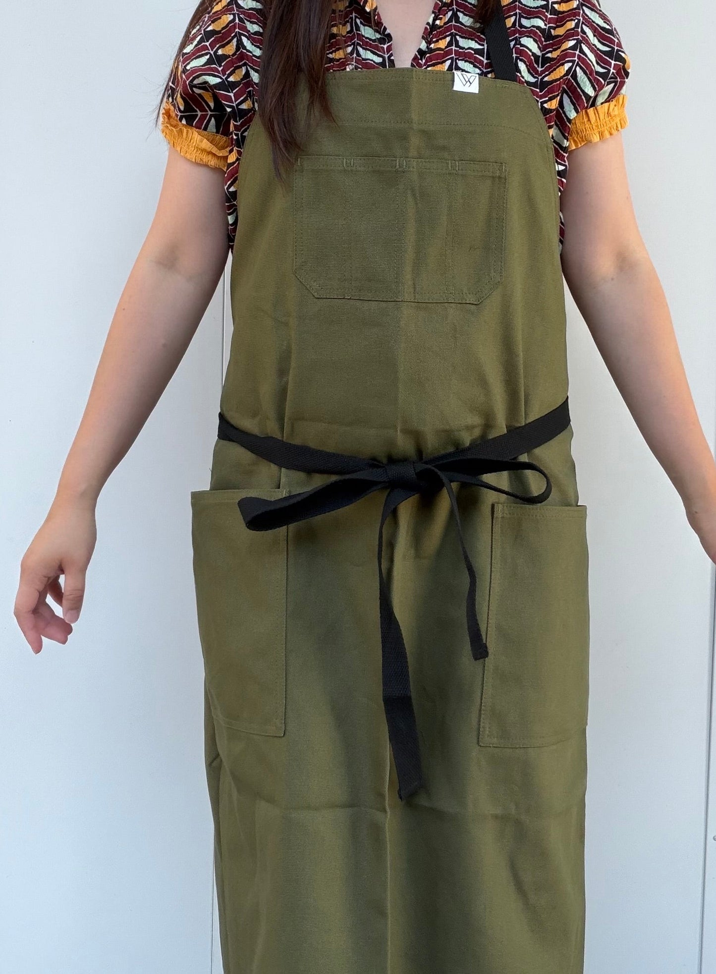 Vancouver 94 chef apron (olive cotton canvas)