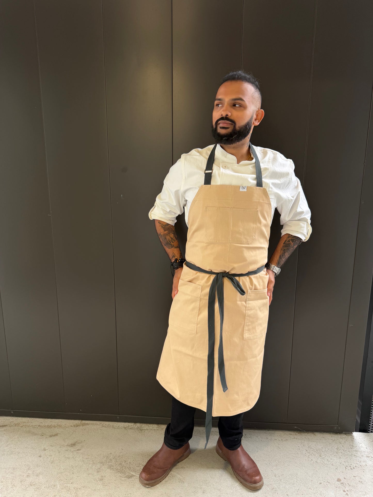 Vancouver 94 Apron (golden beige cream)