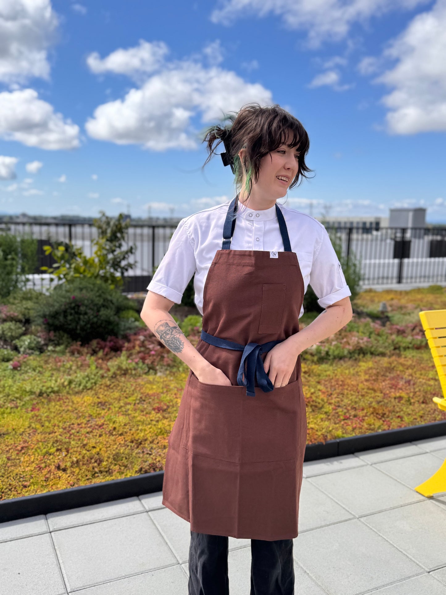 VANCOUVER 39 APRON