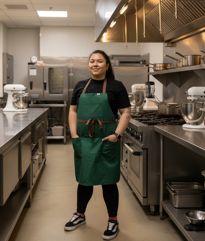 VANCOUVER 01 APRON (green, brown straps)