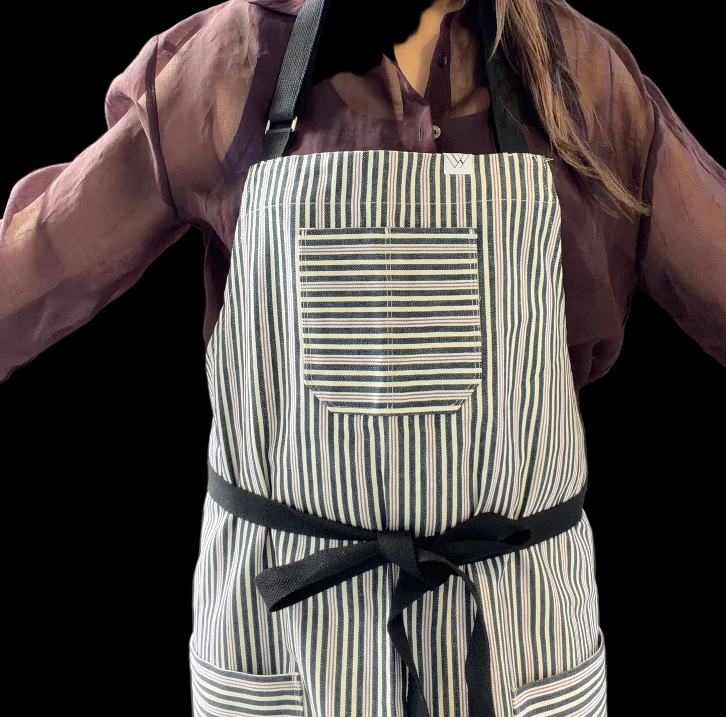 Vancouver 162 Apron (lavender, navy, white)