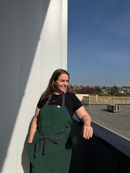 Vancouver 94 Apron (corduroy)