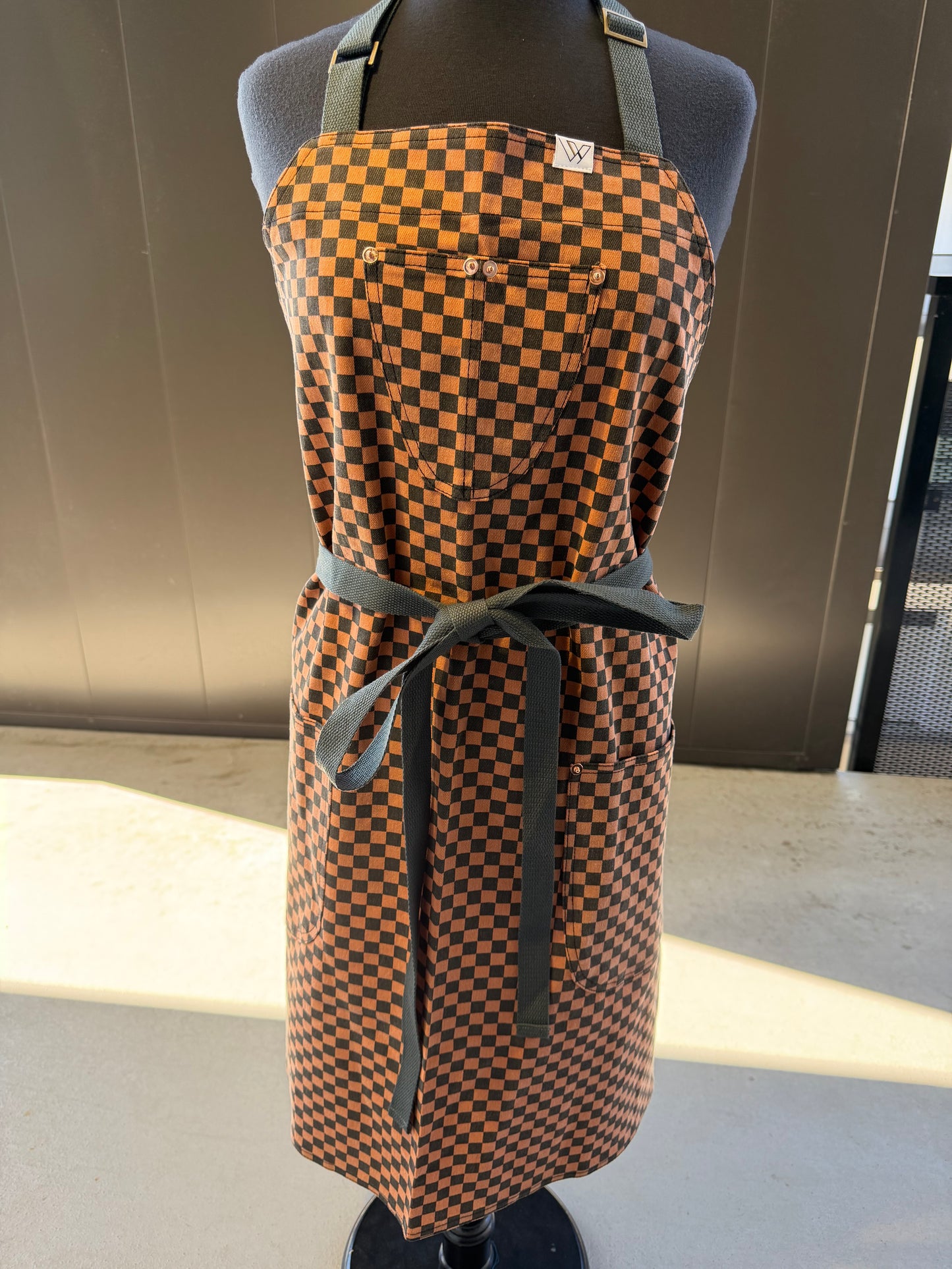 Seoul 02 Checker Gingham Workwear Apron