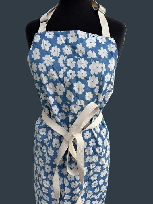 Vancouver 221 Apron (floral blue)
