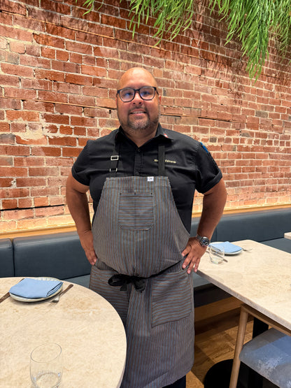 Vancouver 162 aprons stripe (orange, navy, white)