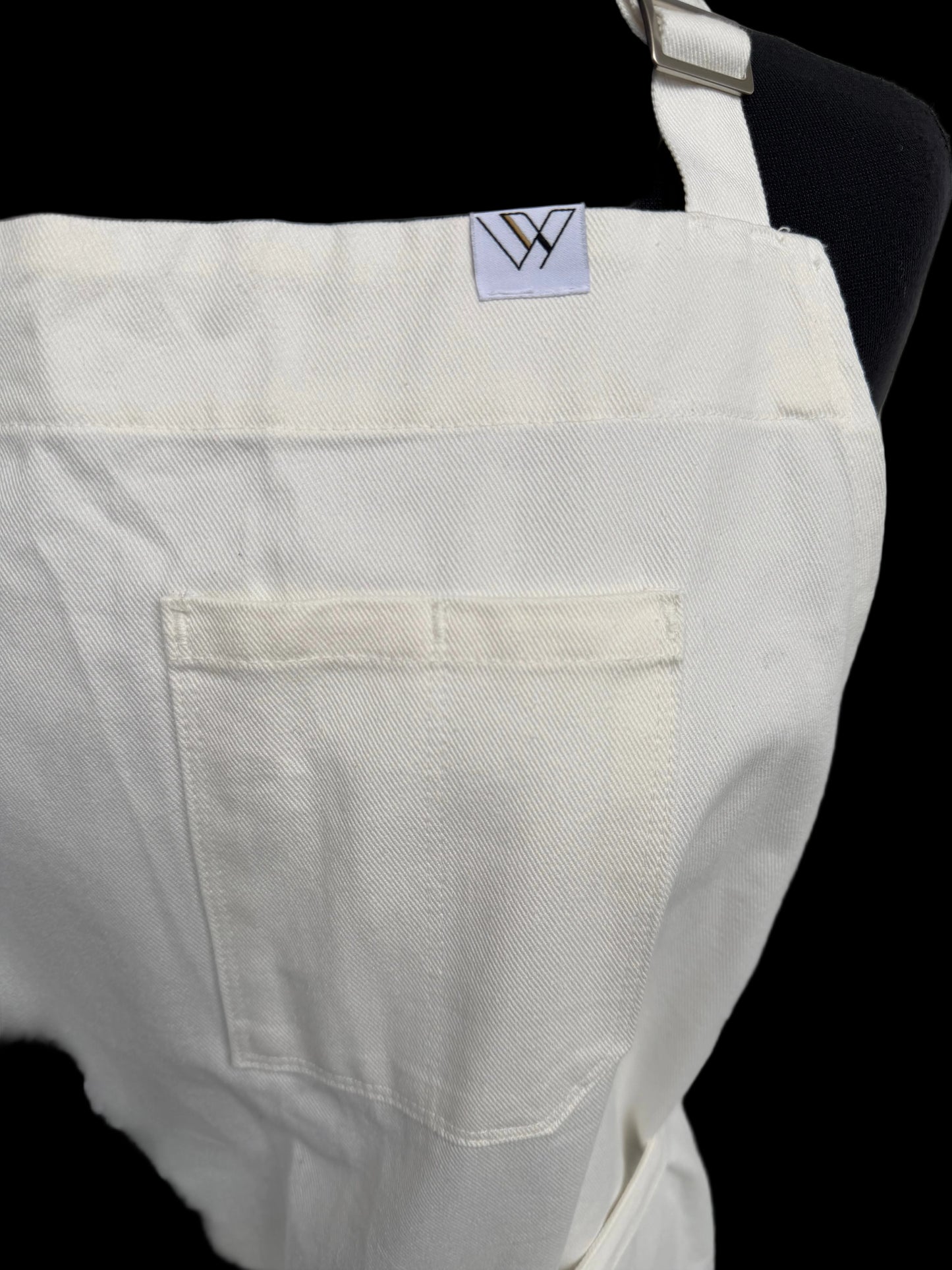 Vancouver 213 Apron (white)