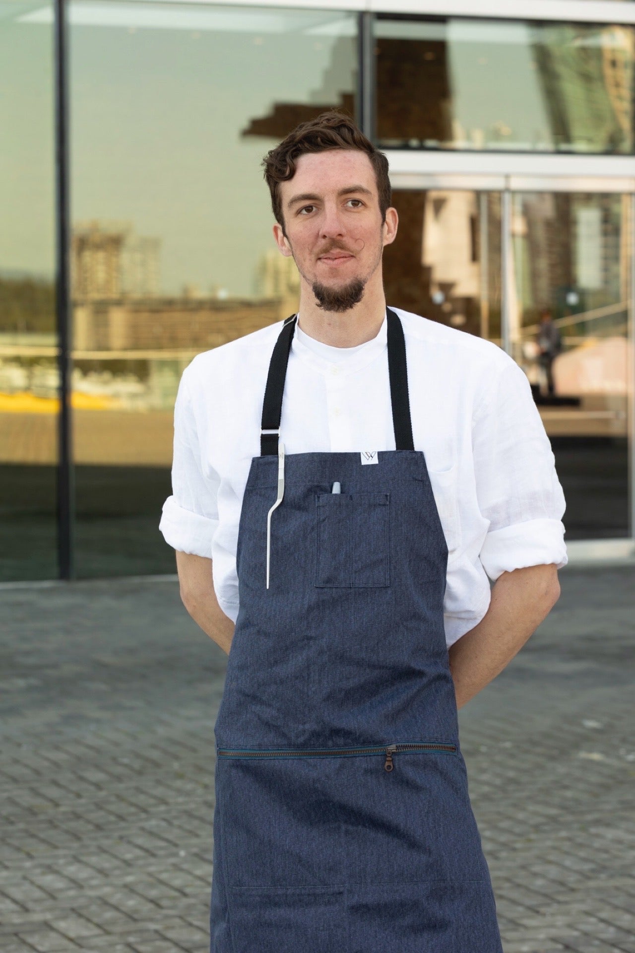 VANCOUVER 207 ZIPPER APRON