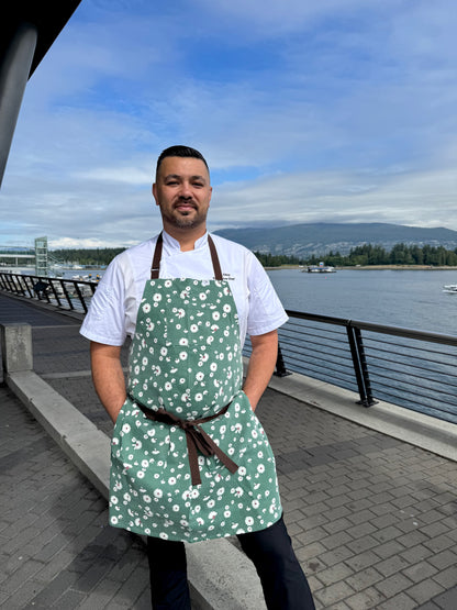 VANCOUVER 162 DAISIES APRON