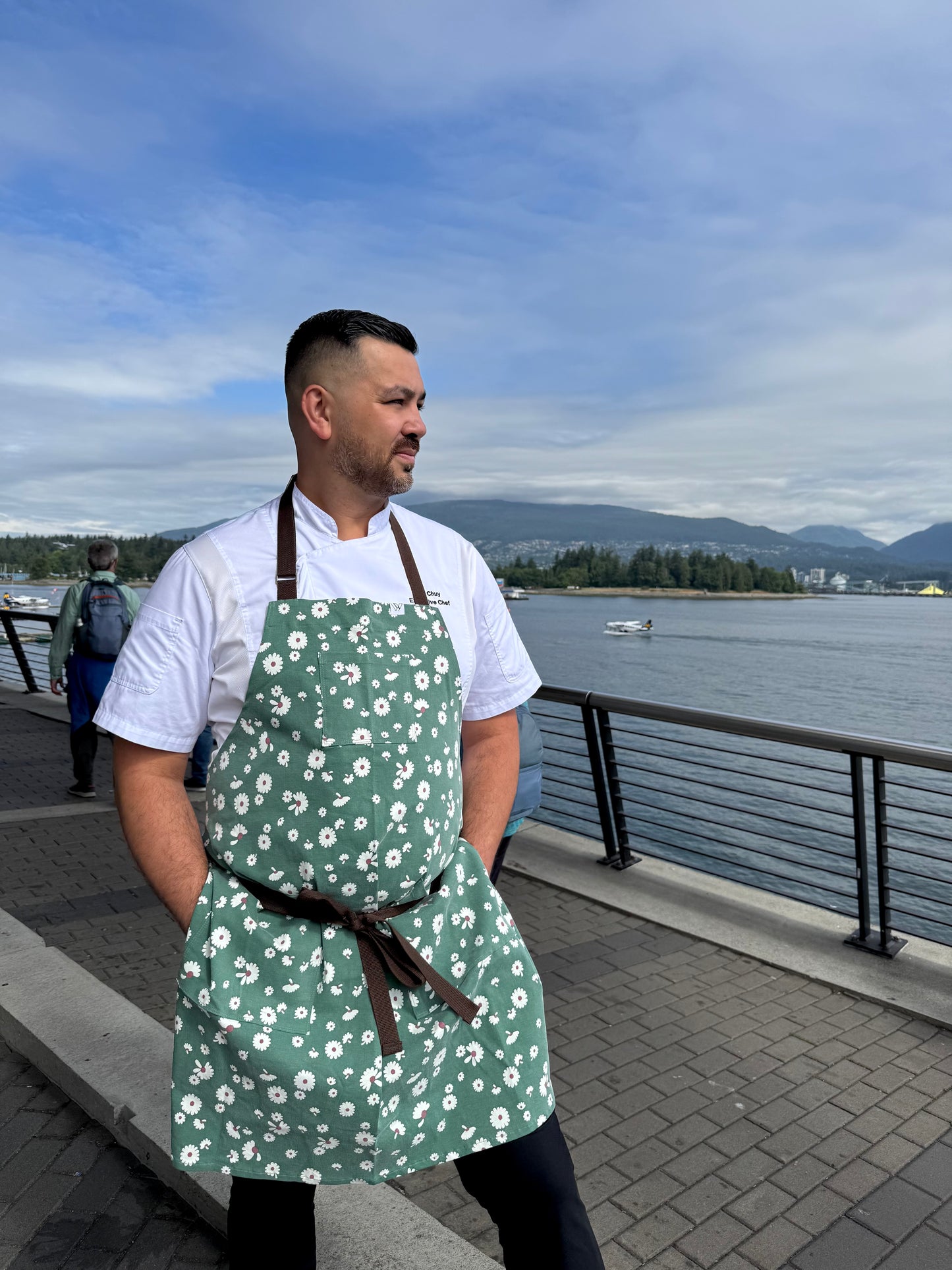 VANCOUVER 162 DAISIES APRON