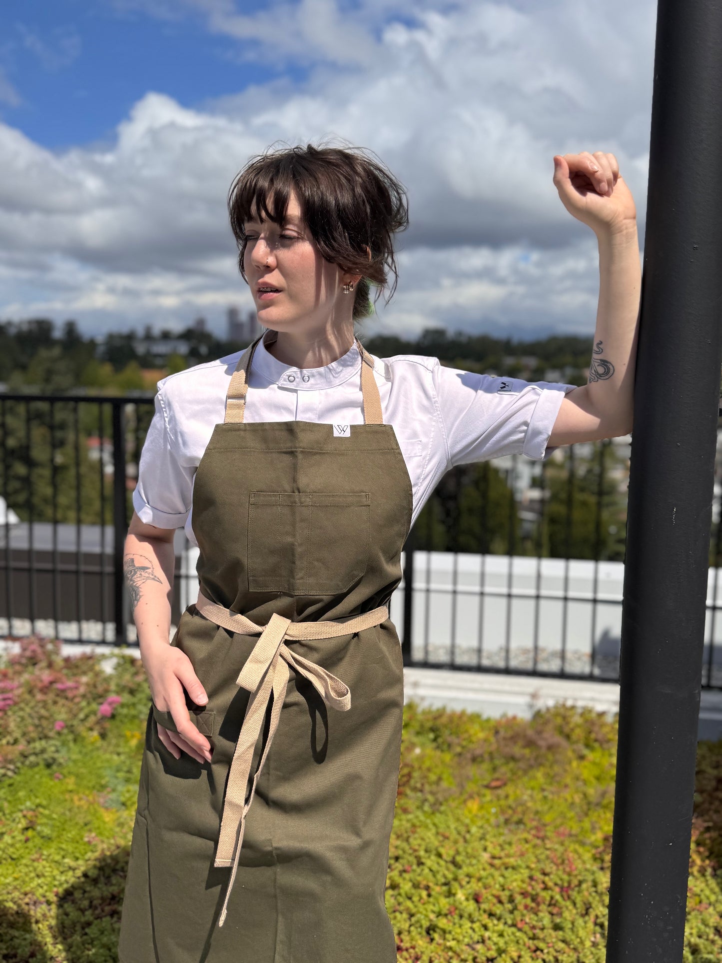 VANCOUVER 84 APRON