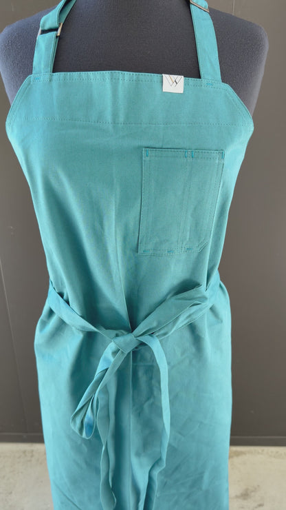Vancouver 213 Apron (TALL)